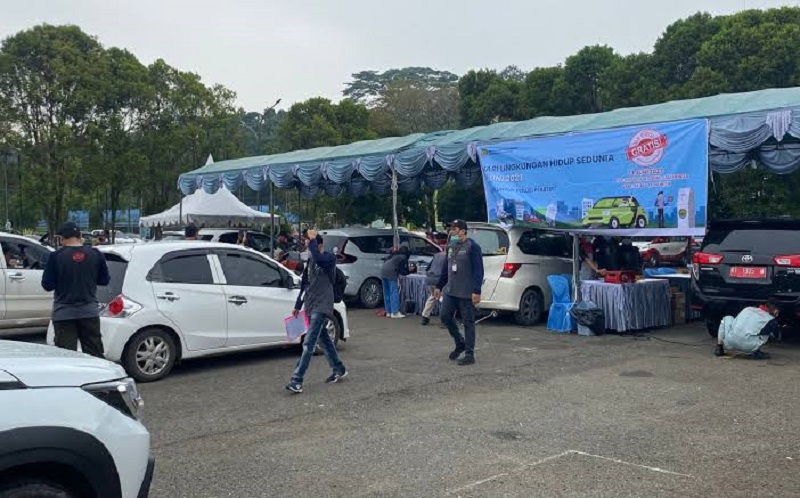 Pemprov Gelar Uji Emisi Gas Buang Kendaraan Bermotor Roda Empat